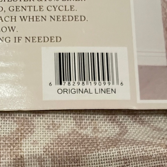 NIP Oakland Linen Set of 2 Printed Damask Grommet Top Panel Draperies 80x84 - Picture 4 of 5